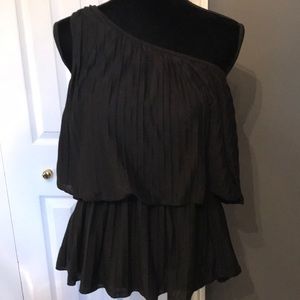 Ripe layered one shoulder top